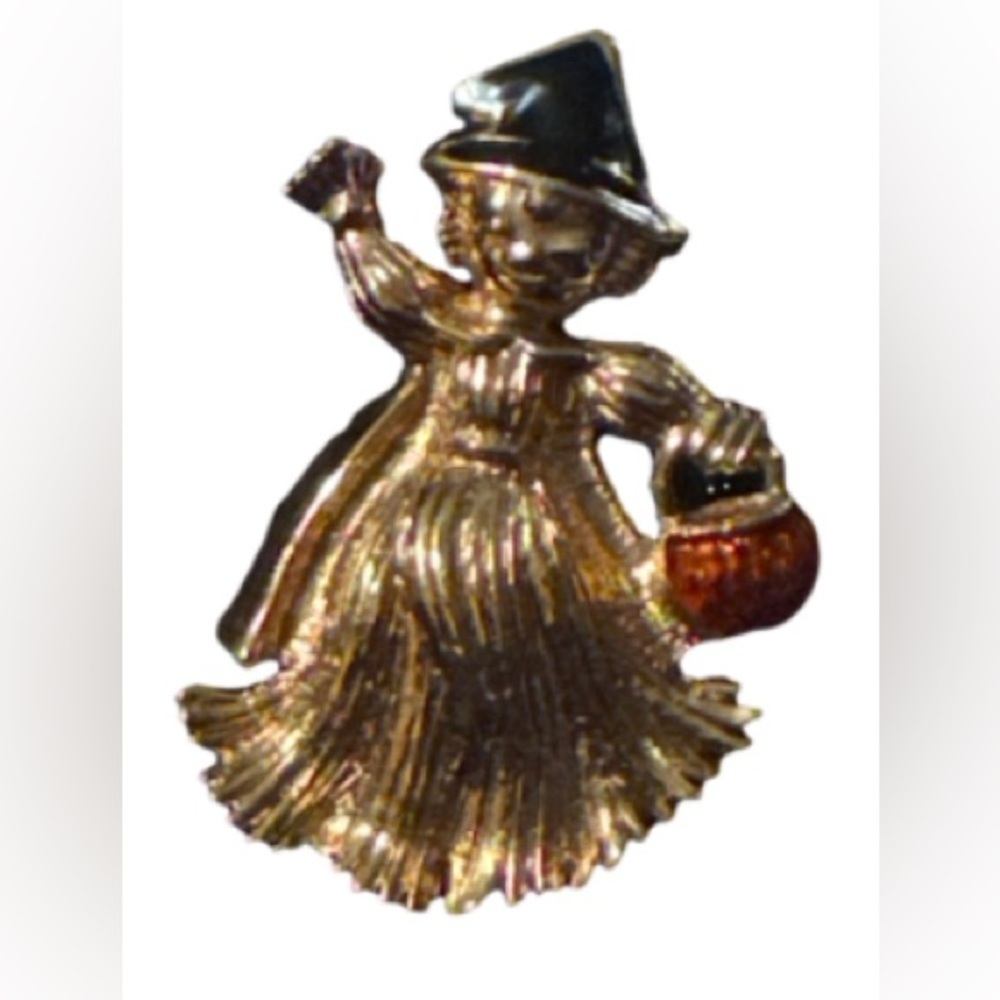 Vintage Avon Gold-Tone Scarecrow Brooch girl vintage 1992